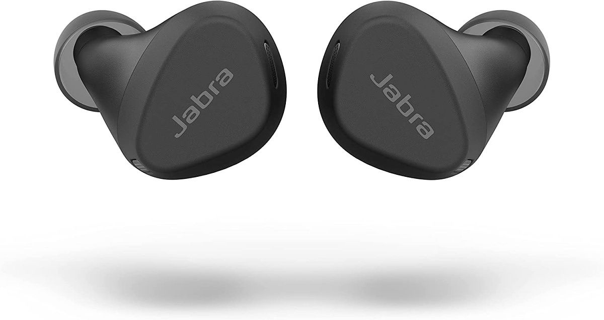 Los Jabra Elite 4 Active son unos auriculares TWS relativamente asequibles, pensados ​​para el entrenamiento, que apuestan por la fiabilidad. Con ANC y protección IP57, son una gran opción que sigue siendo fácil de recomendar de la casa Jabra.