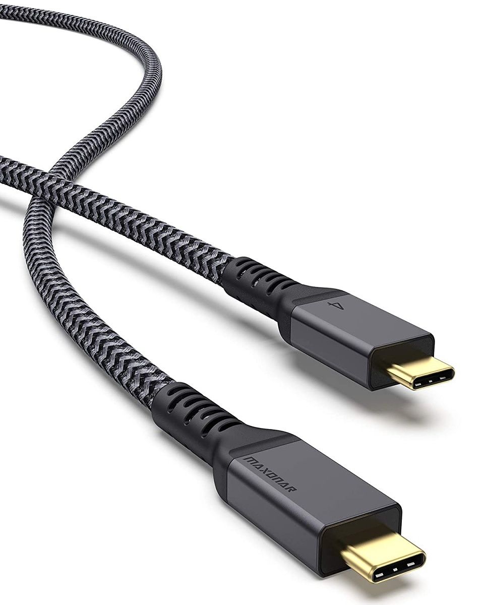For added durability, the Maxonar cable is fully sheathed with nylon.  It supports all Thunderbolt 4 features, and comes in lengths up to 6.6 feet.