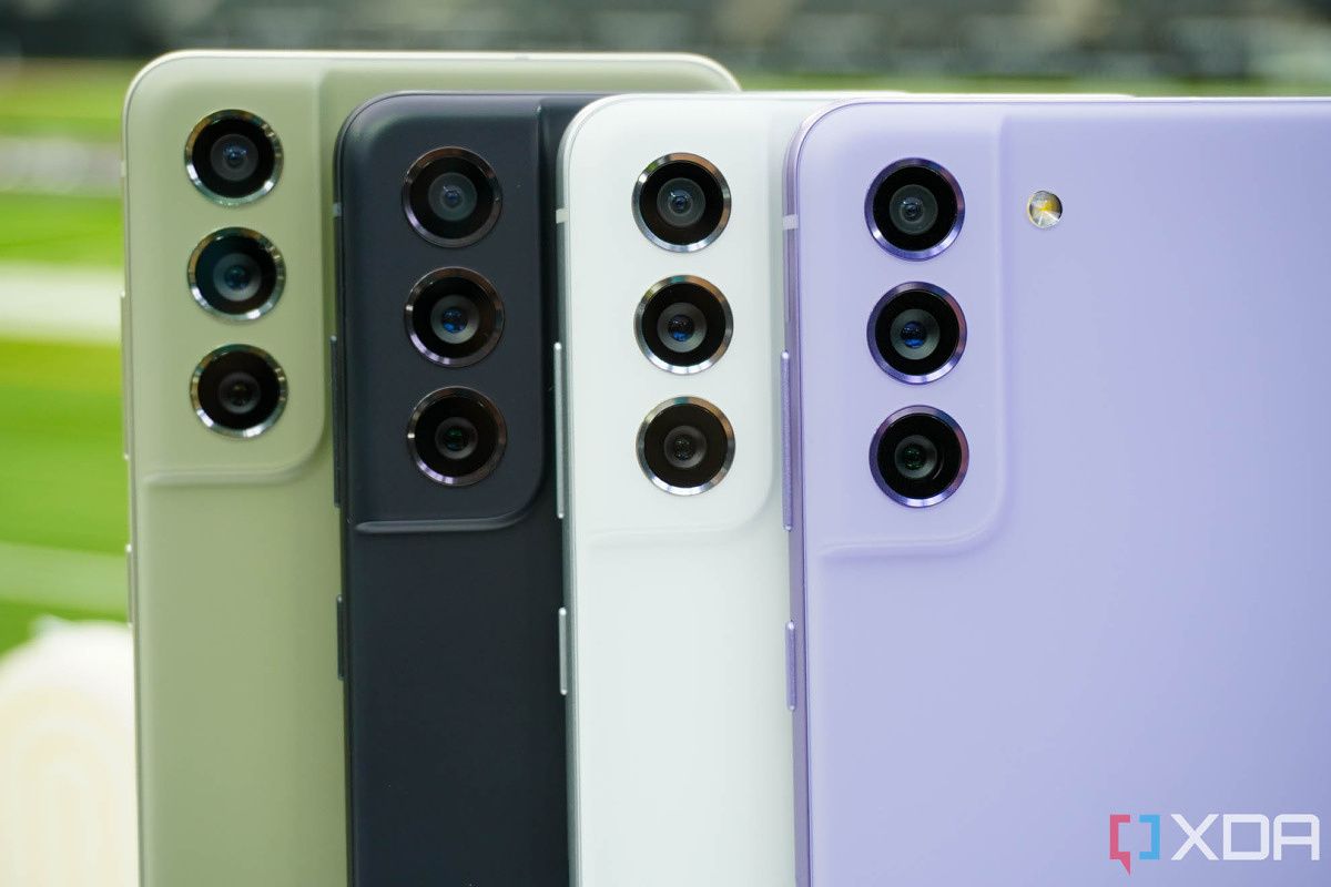 The rear side of the Samsung Galaxy S21 FE in four different colors