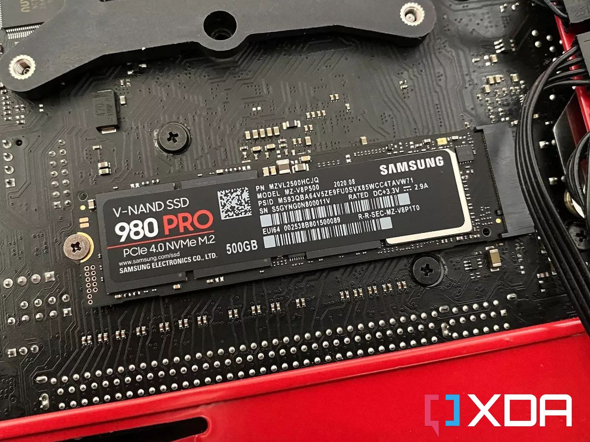 Samsung SSD 980 PRO Series PCIe 4.0 NVMe 1TB