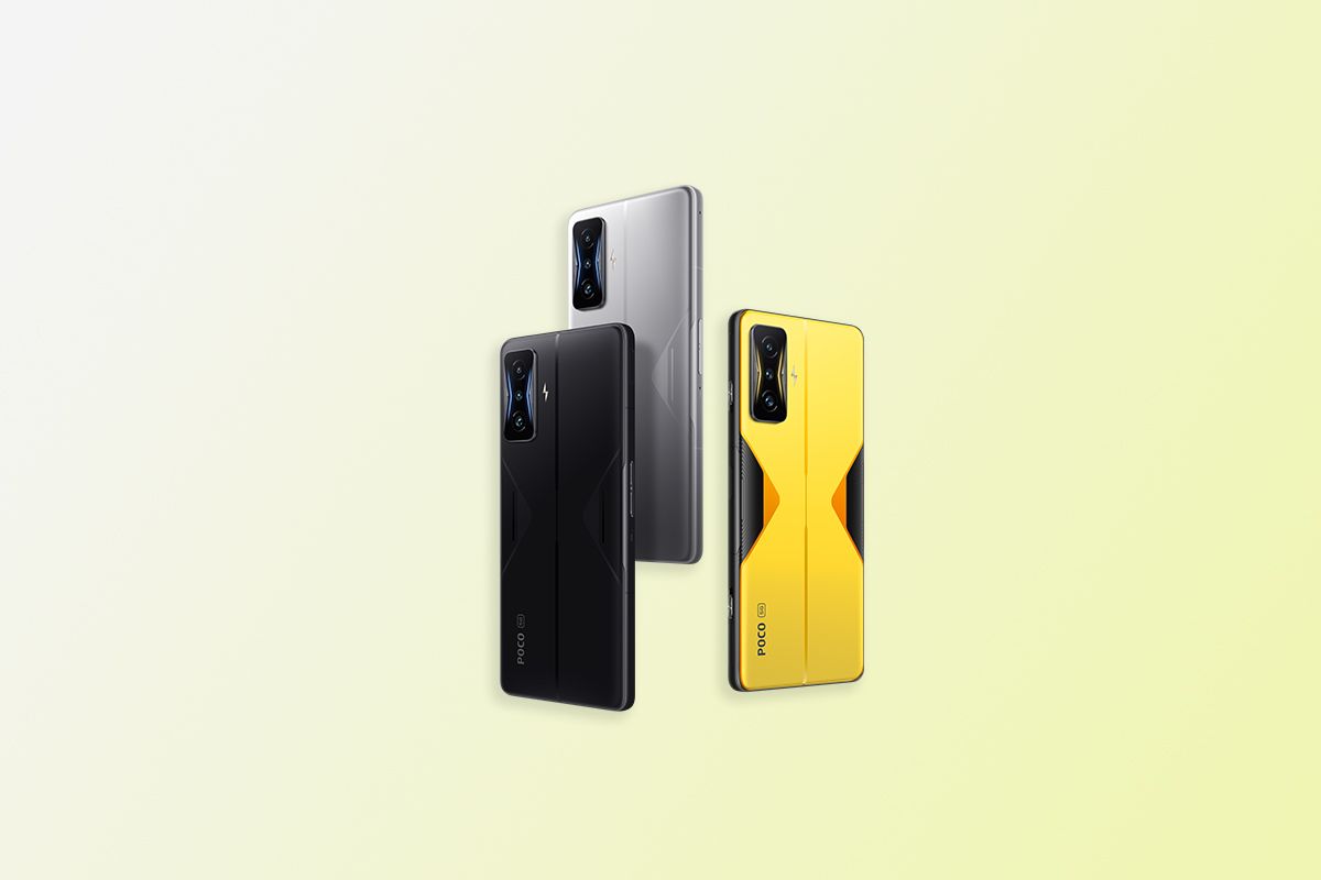All three colorways of the POCO F4 GT on gradient background