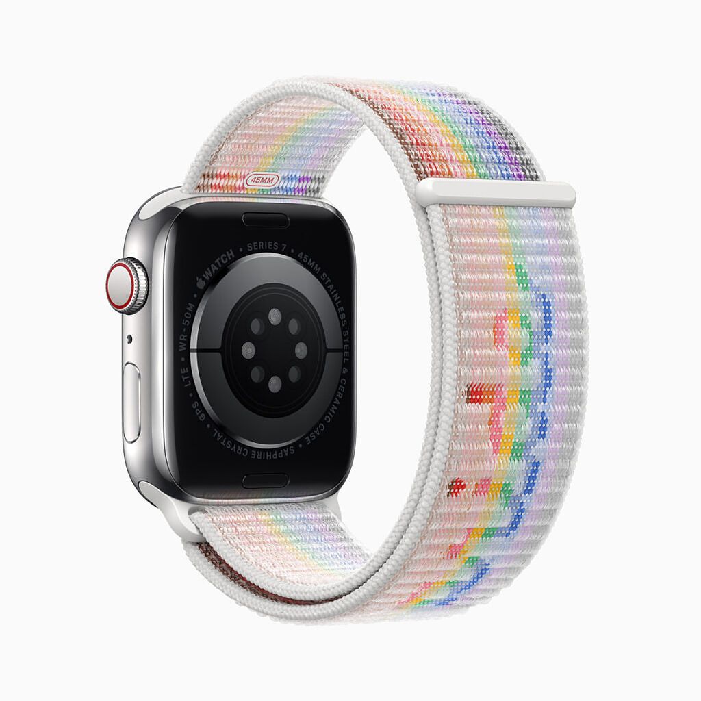 Apple Watch Series 7 Pride band 2022