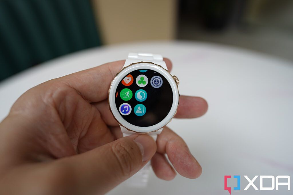 The Huawei Watch GT 3 Pro in ceramic