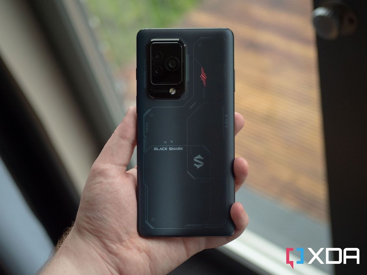 Black Shark 5 Pro Review: Pushing the Snapdragon 8 Gen 1 to its hot limits