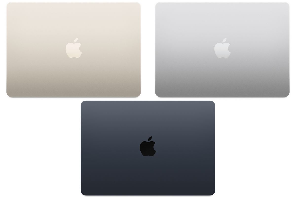 MacBook Air 2022 in three colors