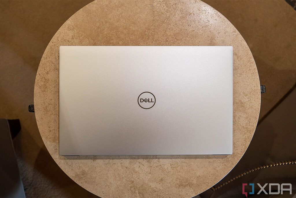 Top down view of Dell XPS 17