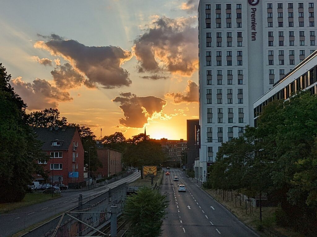 Foto del atardecer tomada con el Google Pixel 6a