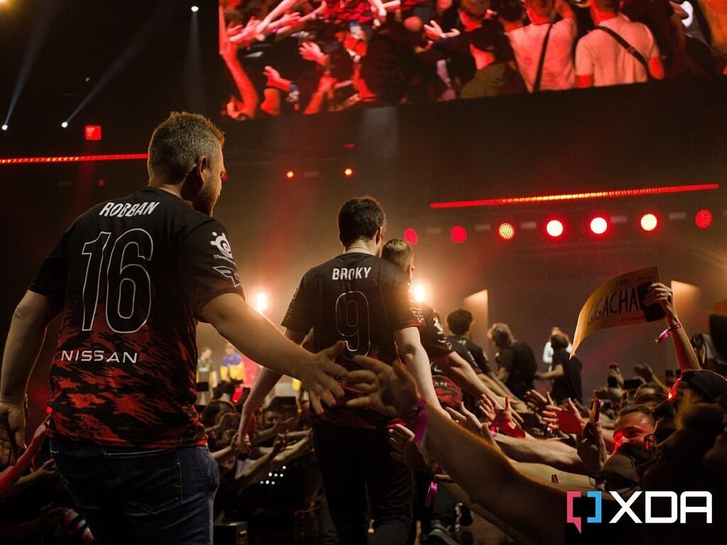 Faze Clan walks to the stage at IEM Cologne 2022