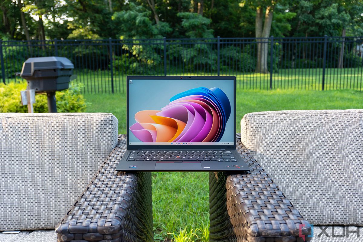 Lenovo ThinkPad X1 Carbon Gen 10 review: For business productivity