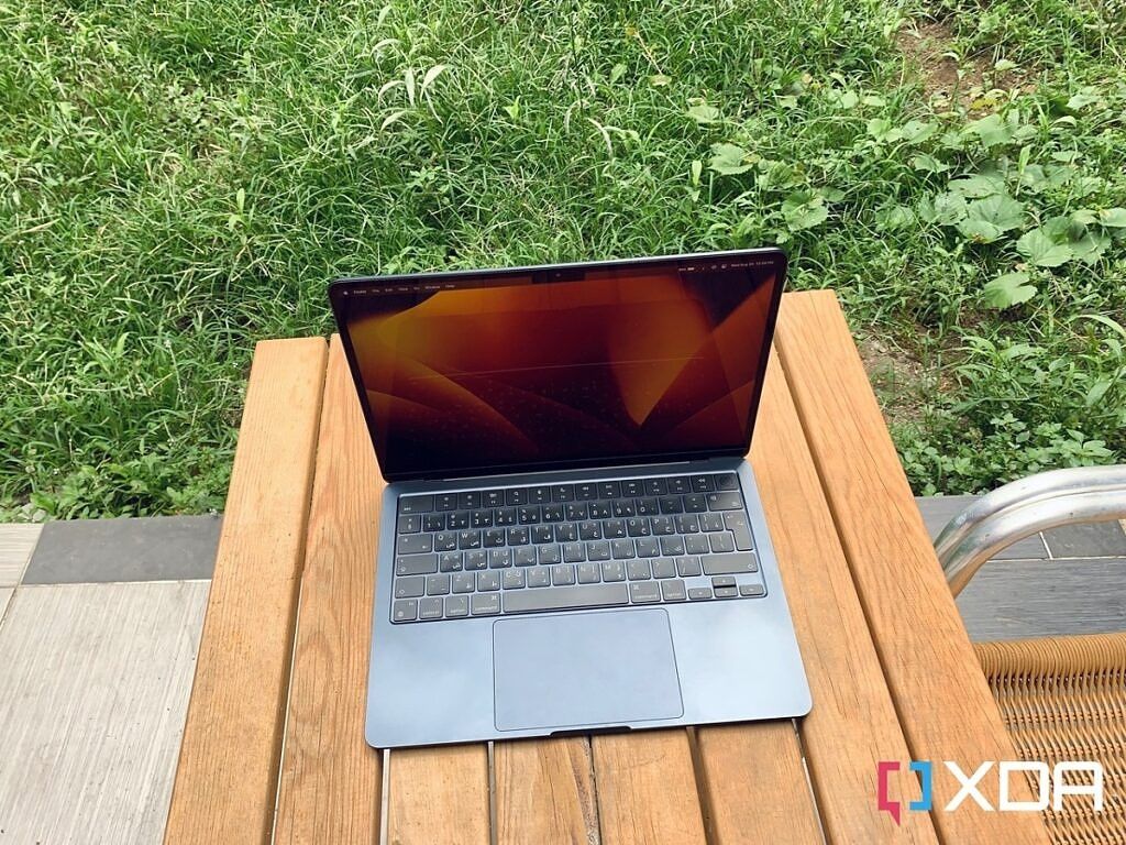 Apple MacBook Air M2 (2022)