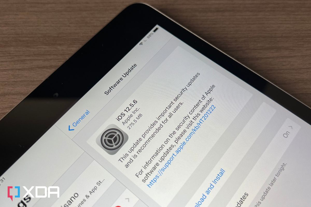 Apple iOS 12 security update