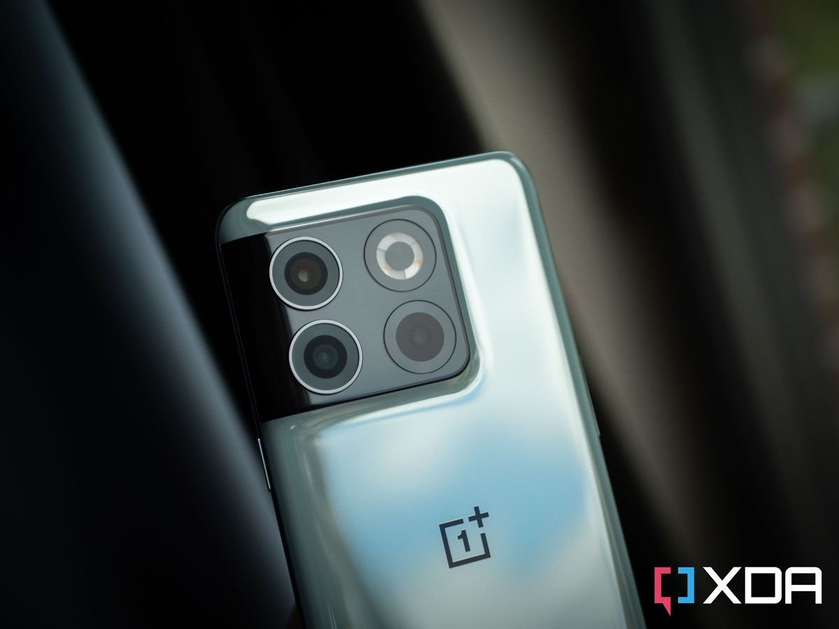 OnePlus 10T with camera module