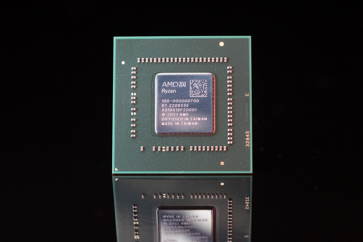 AMD Ryzen 7020 series processor