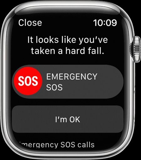 Apple Watch Series 8 Fall Detection alert.
