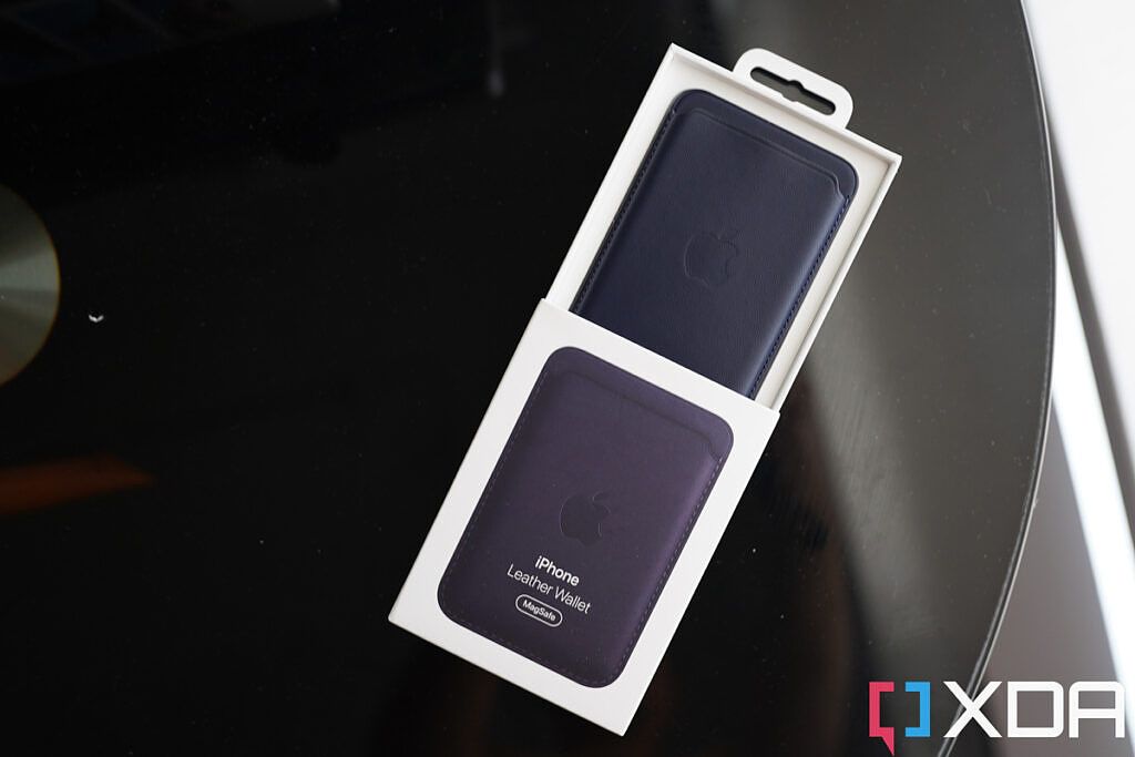 Apple Leather Wallet with MagSafe review: Easy to locate with 'Find My