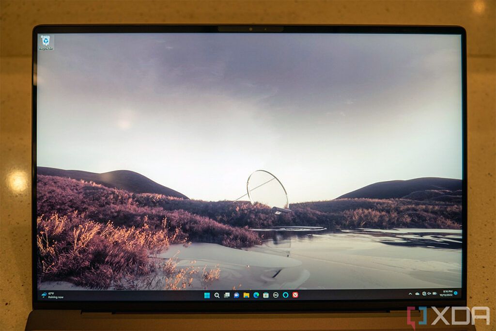 Close up of Dell XPS 13 display