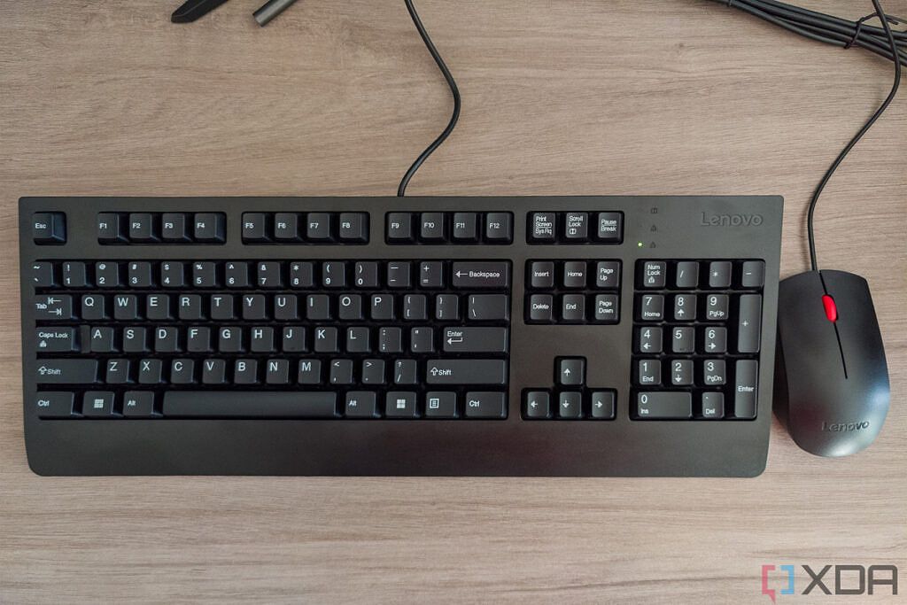 The keyboard and mouse that ship with the Lenovo ThinkStation P360 Ultra
