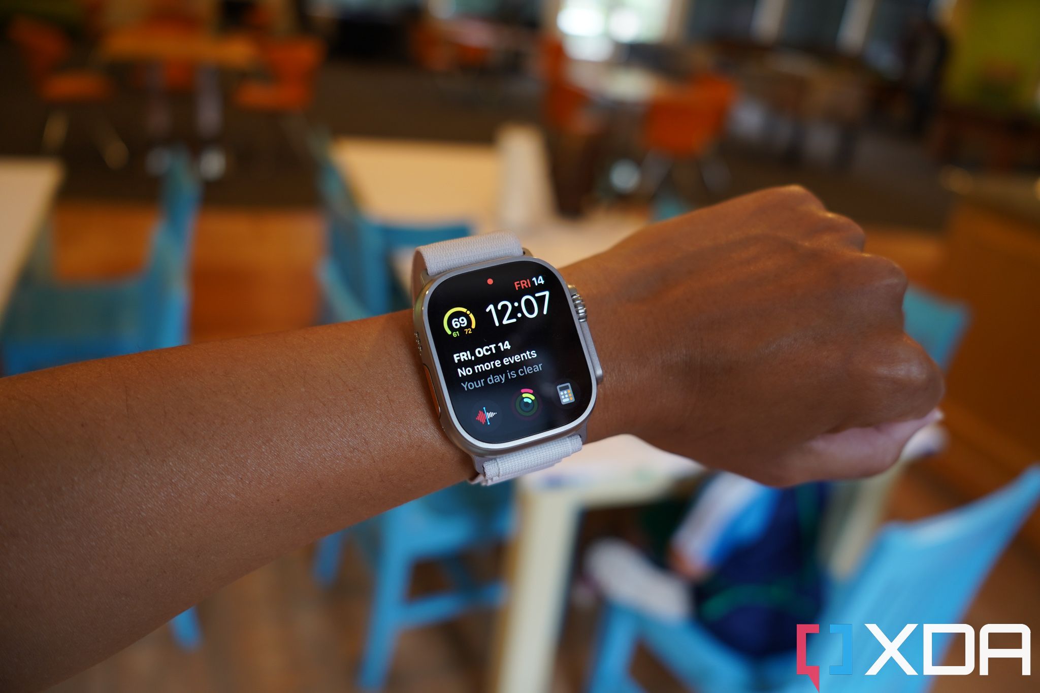 Die Apple Watch Ultra 2 könnte über ein größeres MikroLEDDisplay