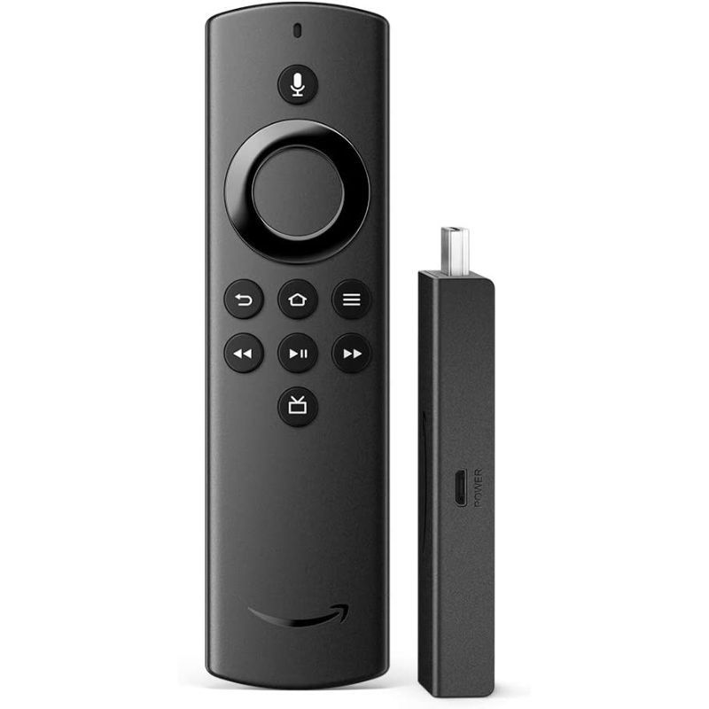 Dongle Amazon Fire TV Stick Lite ditampilkan di sebelah remote control dengan latar belakang putih.