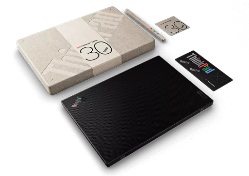 Ordinateur portable ThinkPad, boîte et accessoires qui l'accompagnent