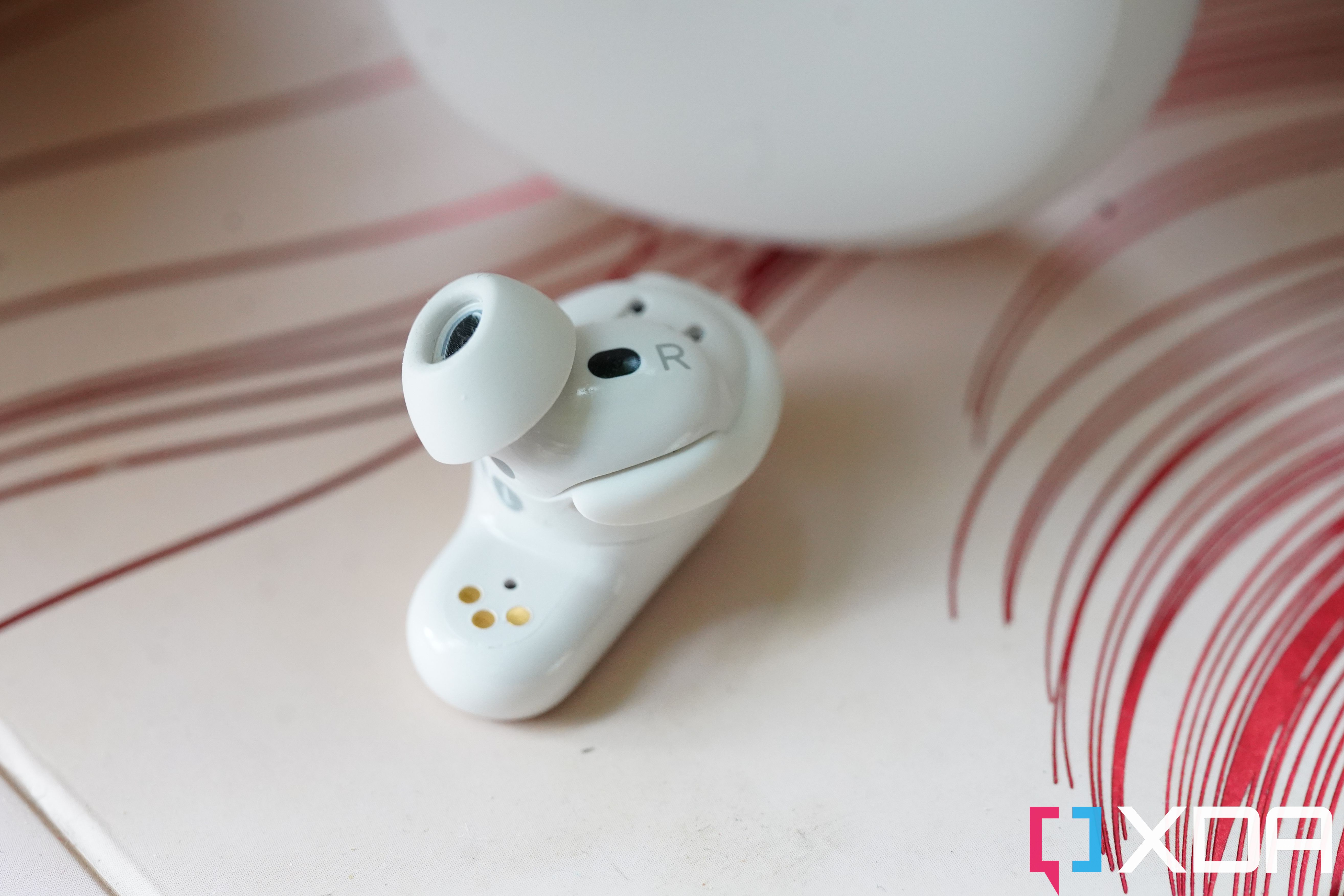 Apple AirPods Pro 2 vs. Bose QuietComfort Earbuds II: Which Second-Gen  Earphones Are Best?