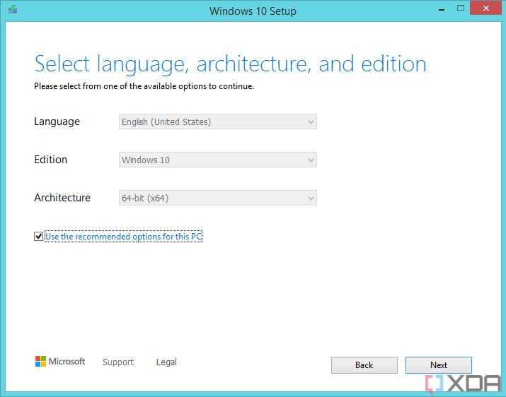 Una captura de pantalla de la Herramienta de creación de medios que le pide al usuario que seleccione el idioma, la edición y la arquitectura de Windows 10 que se instalará.  Las opciones están atenuadas para indicar que están bloqueadas en la configuración actual de la computadora.