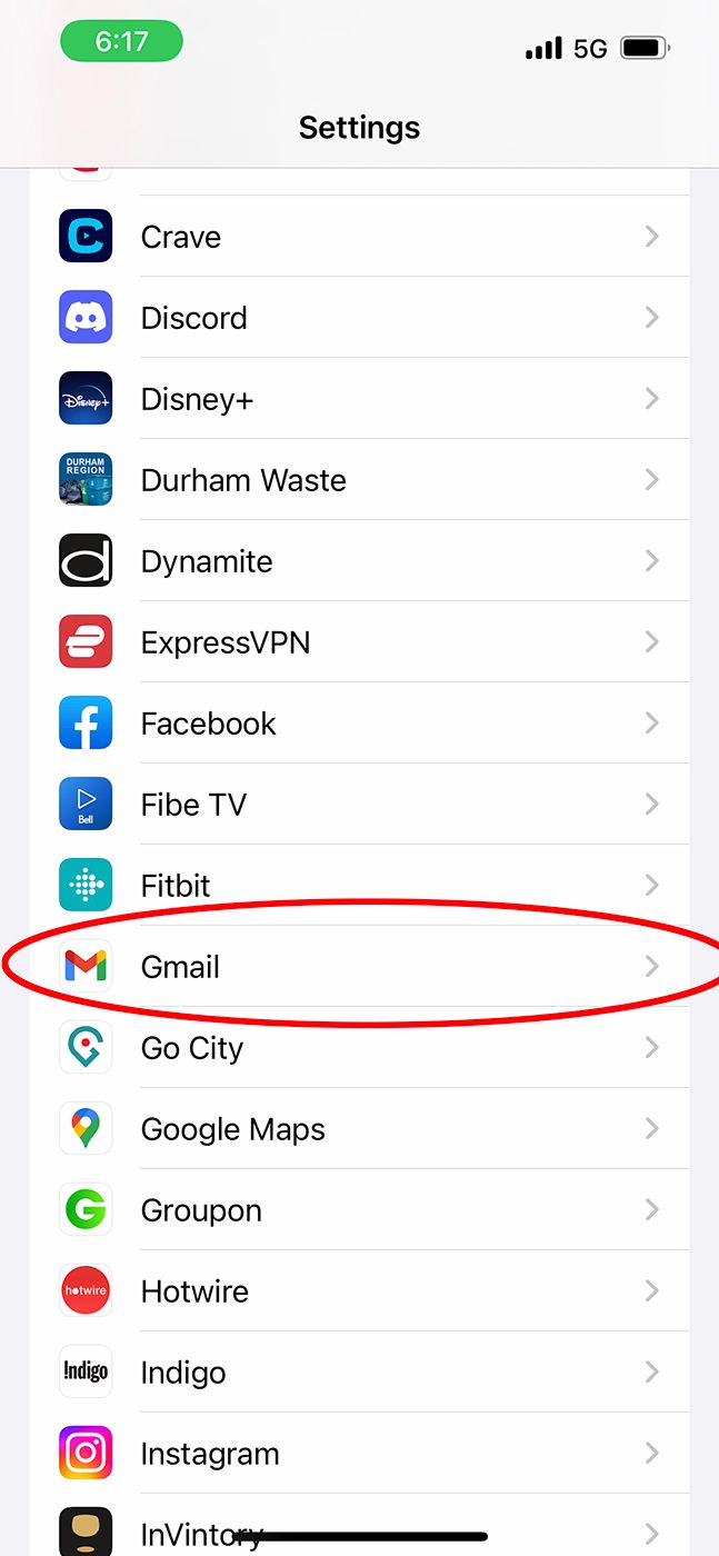 How to set default apps on an iPhone