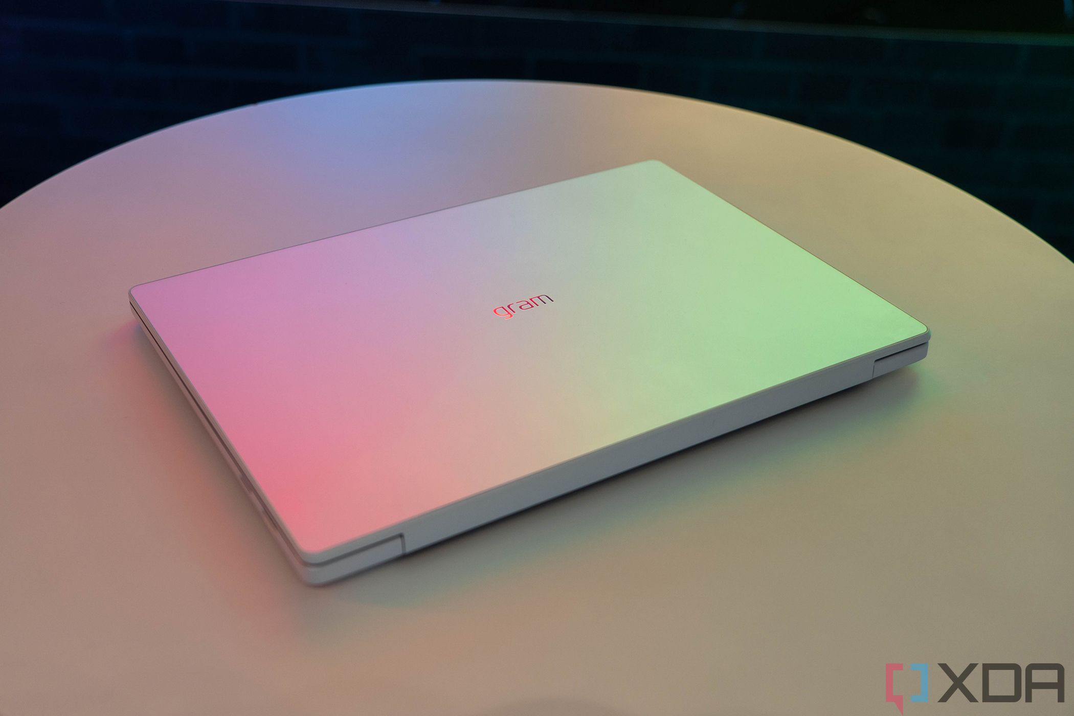 Monumental gazdă În mod normal  Hands on: LG's new Gram Style laptop blows me away