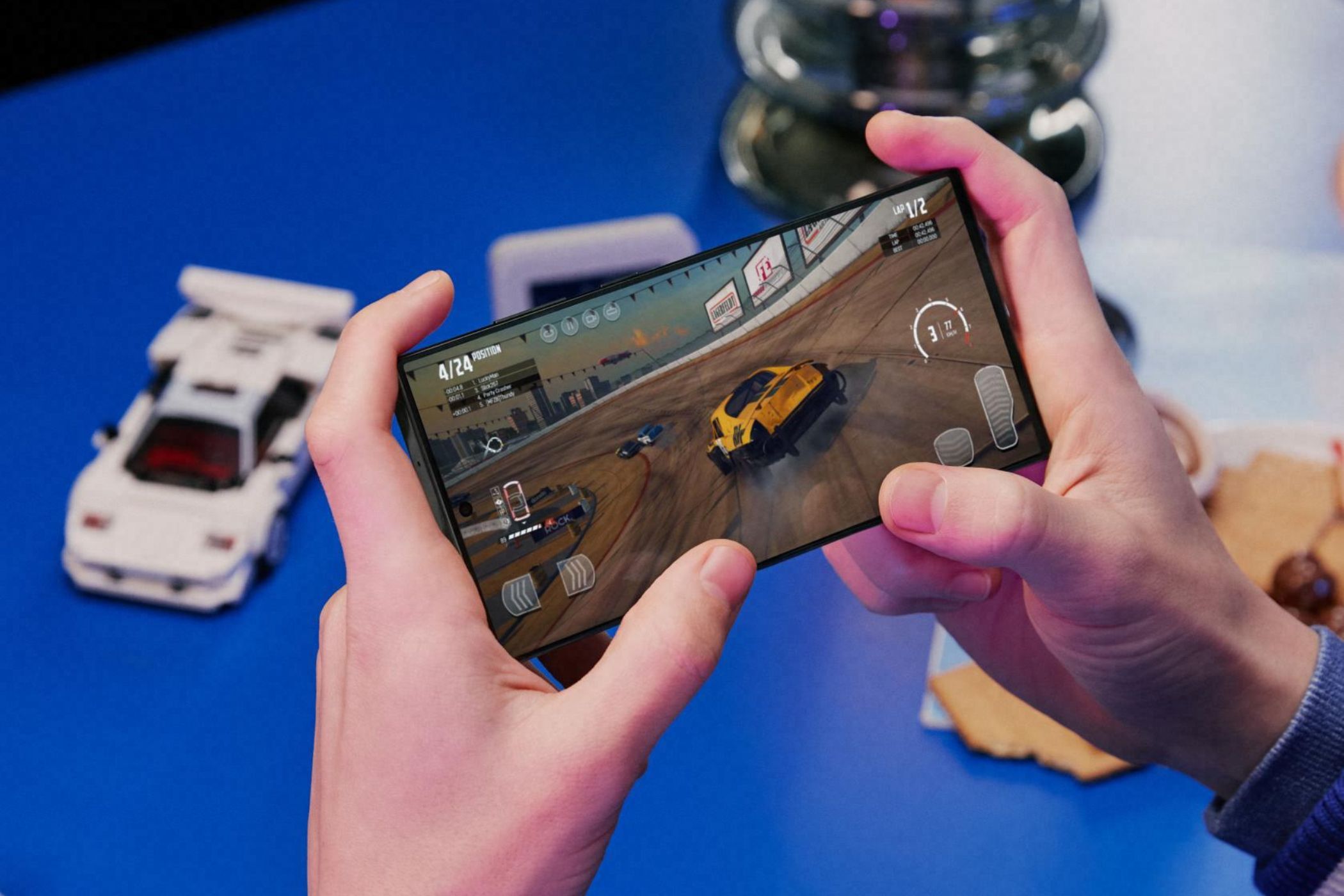 An image showing a person playing a game on the Samsung Galaxy S23 Ultra.