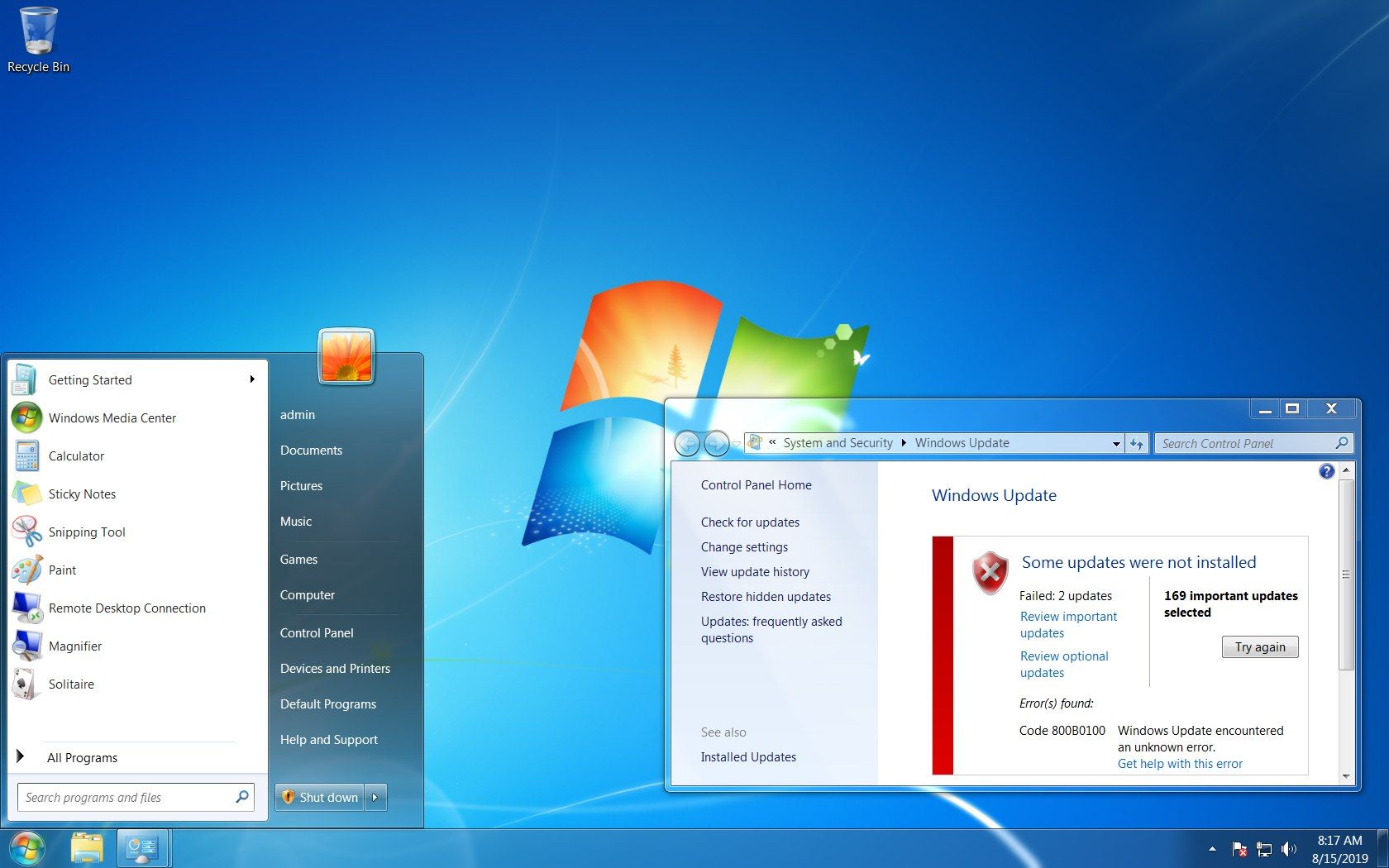 Captura de pantalla de un escritorio de Windows 7 con el menú Inicio y Windows Update abiertos