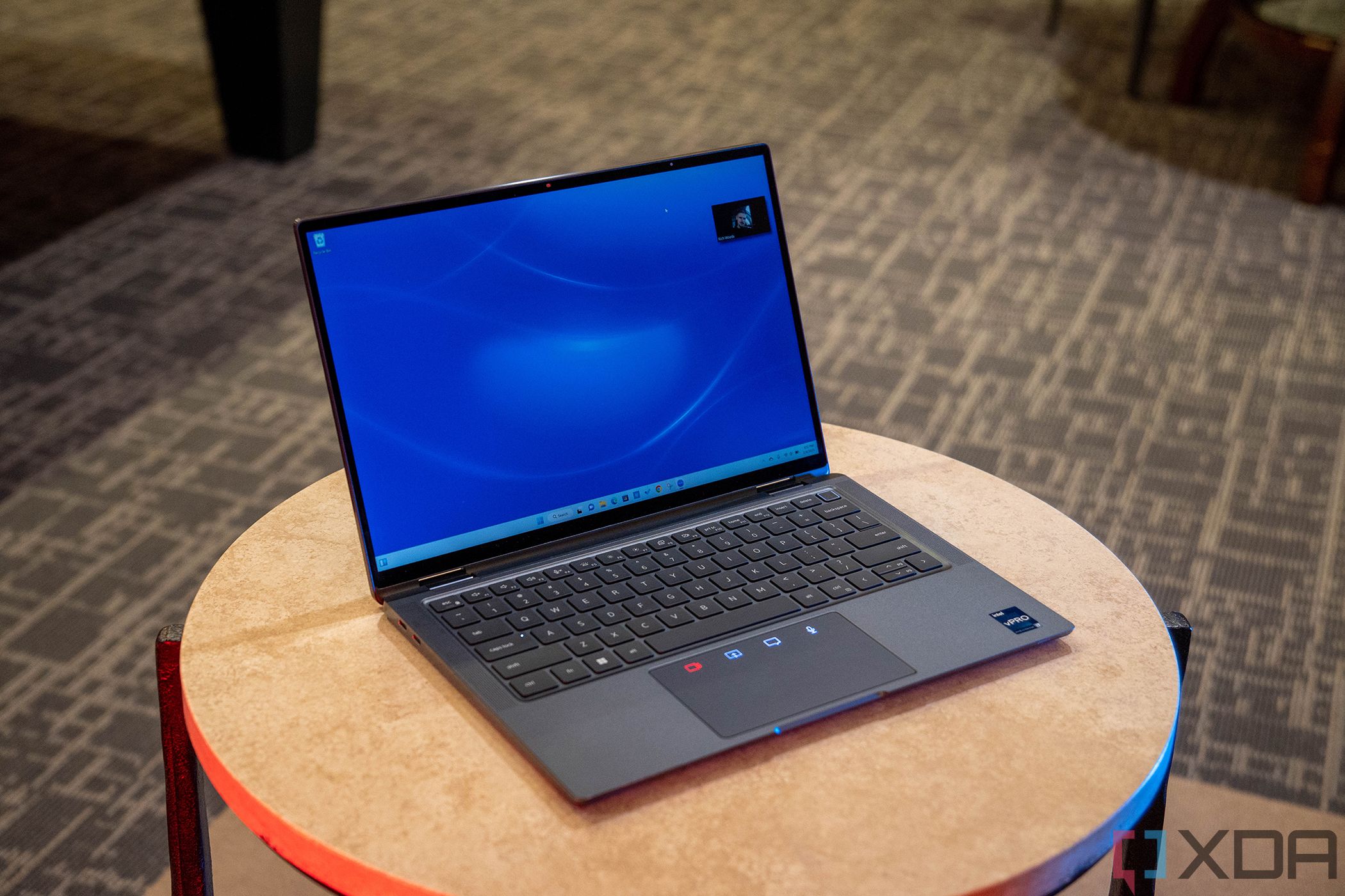 Dell Latitude 9330 2-in-1 review: Finally competing with the best
