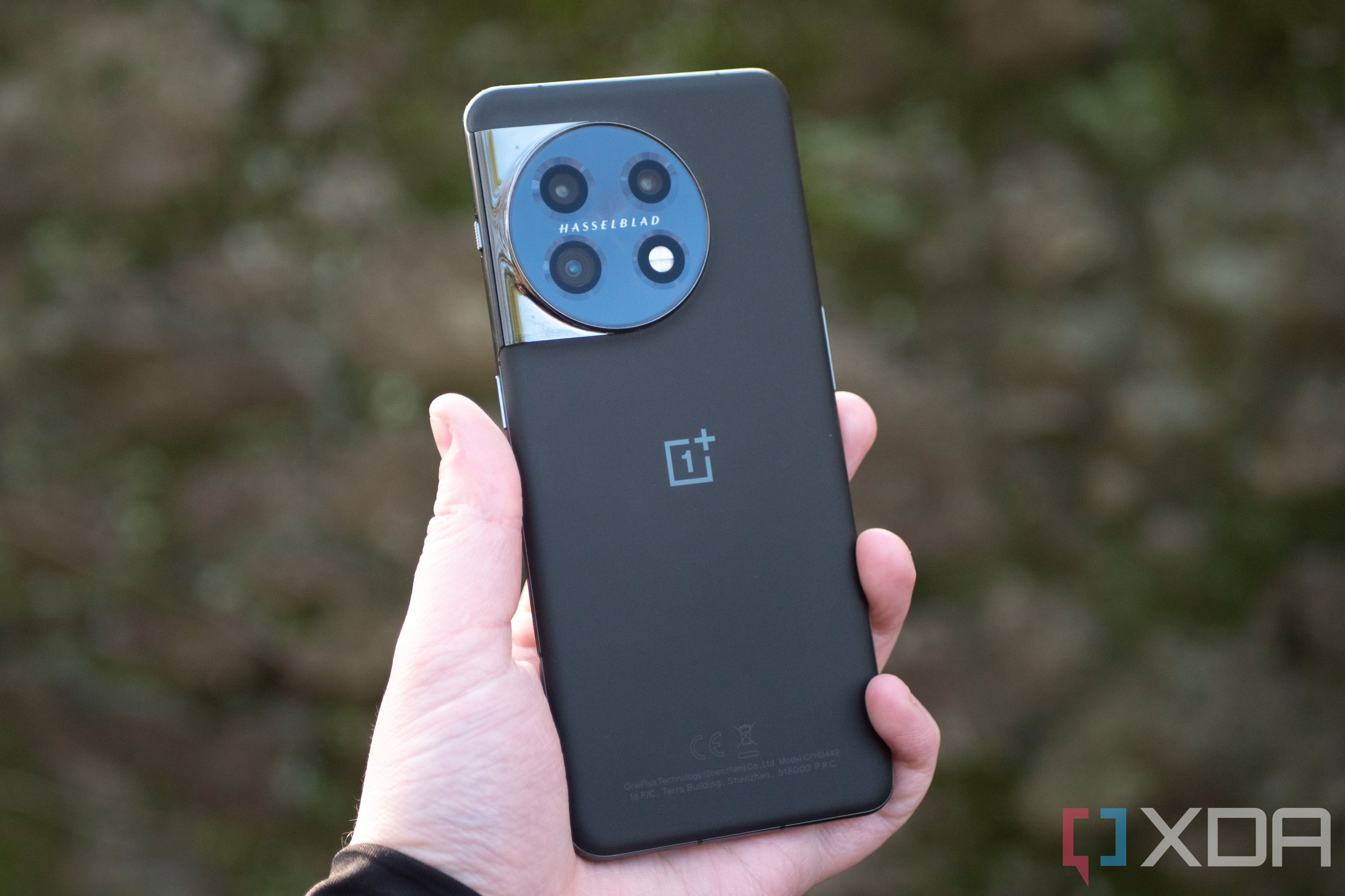 OnePlus 11 vs. OnePlus 10 Pro camera test: way too close