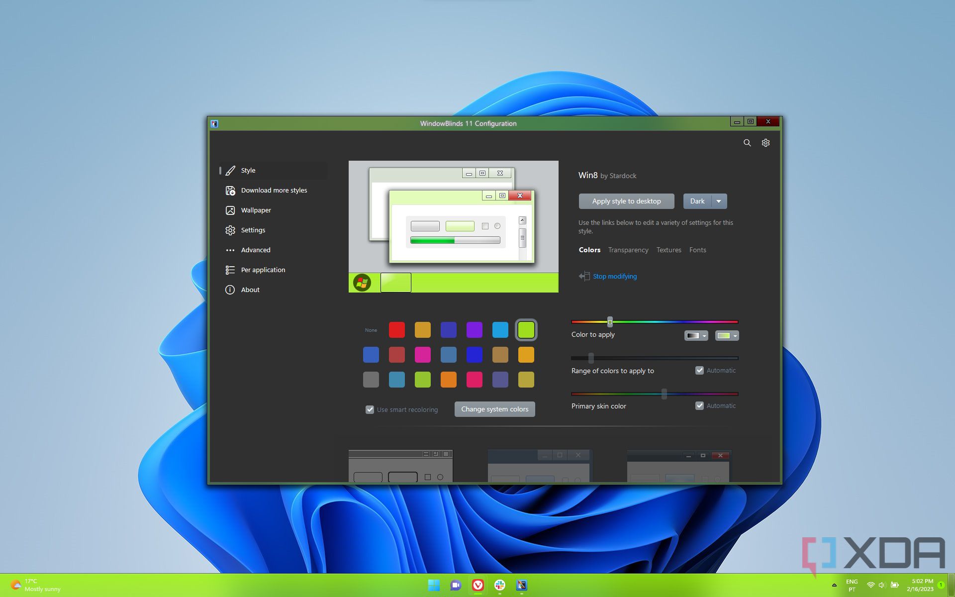 Screenshot of WindowBlinds when customizing the Windows 8 theme applied to the system.