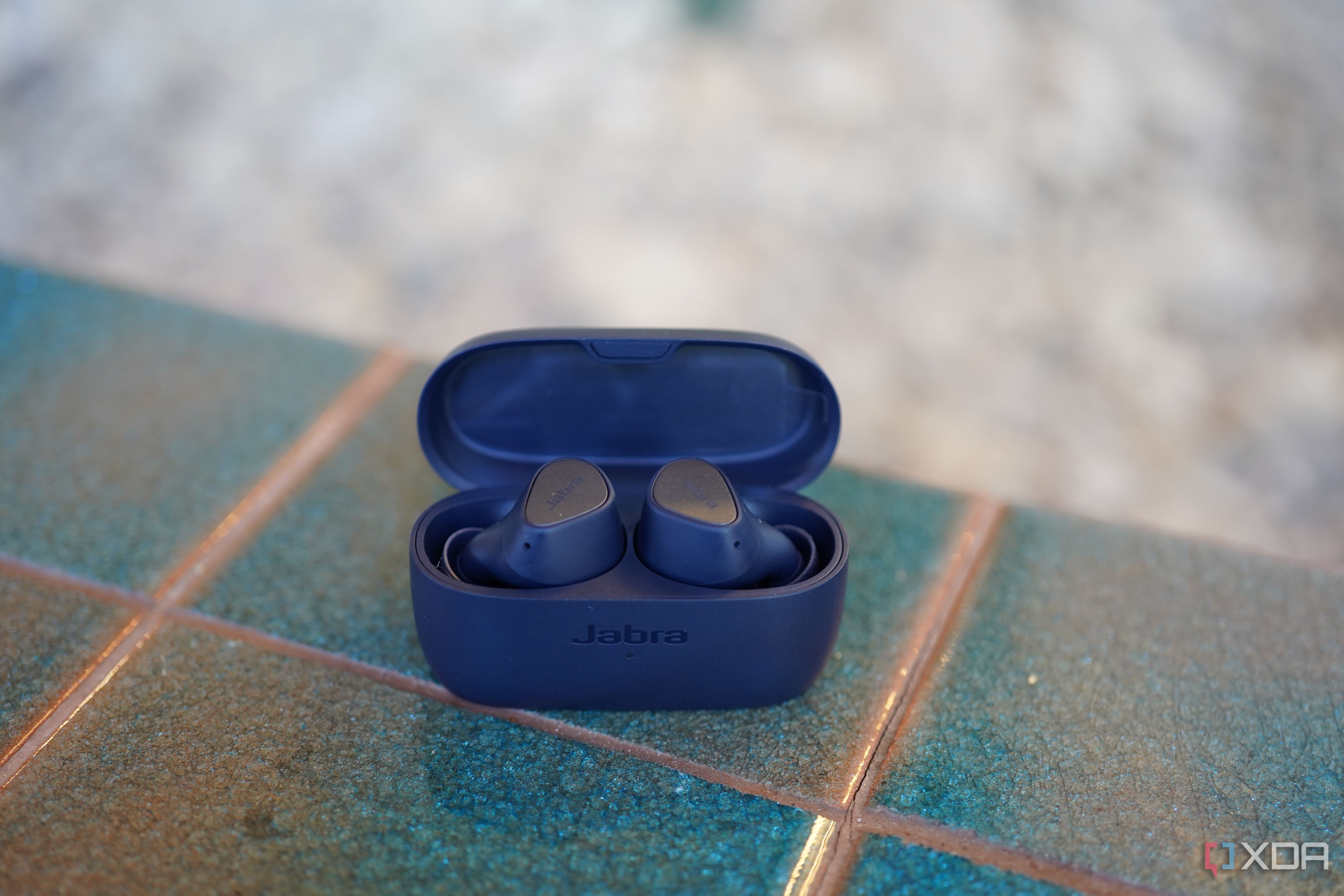 Jabra Elite 4 review: These $99 buds punch above their price range