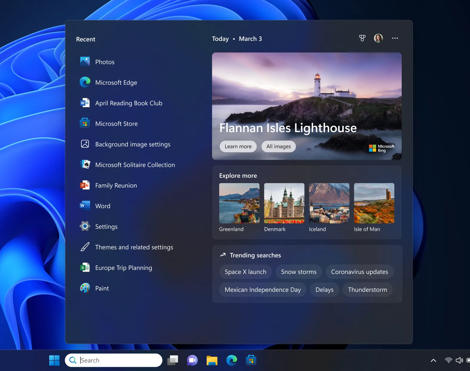 Снимок экрана: панель поиска Windows 11 с более светлым цветом, когда в Windows установлена ​​пользовательская цветовая тема