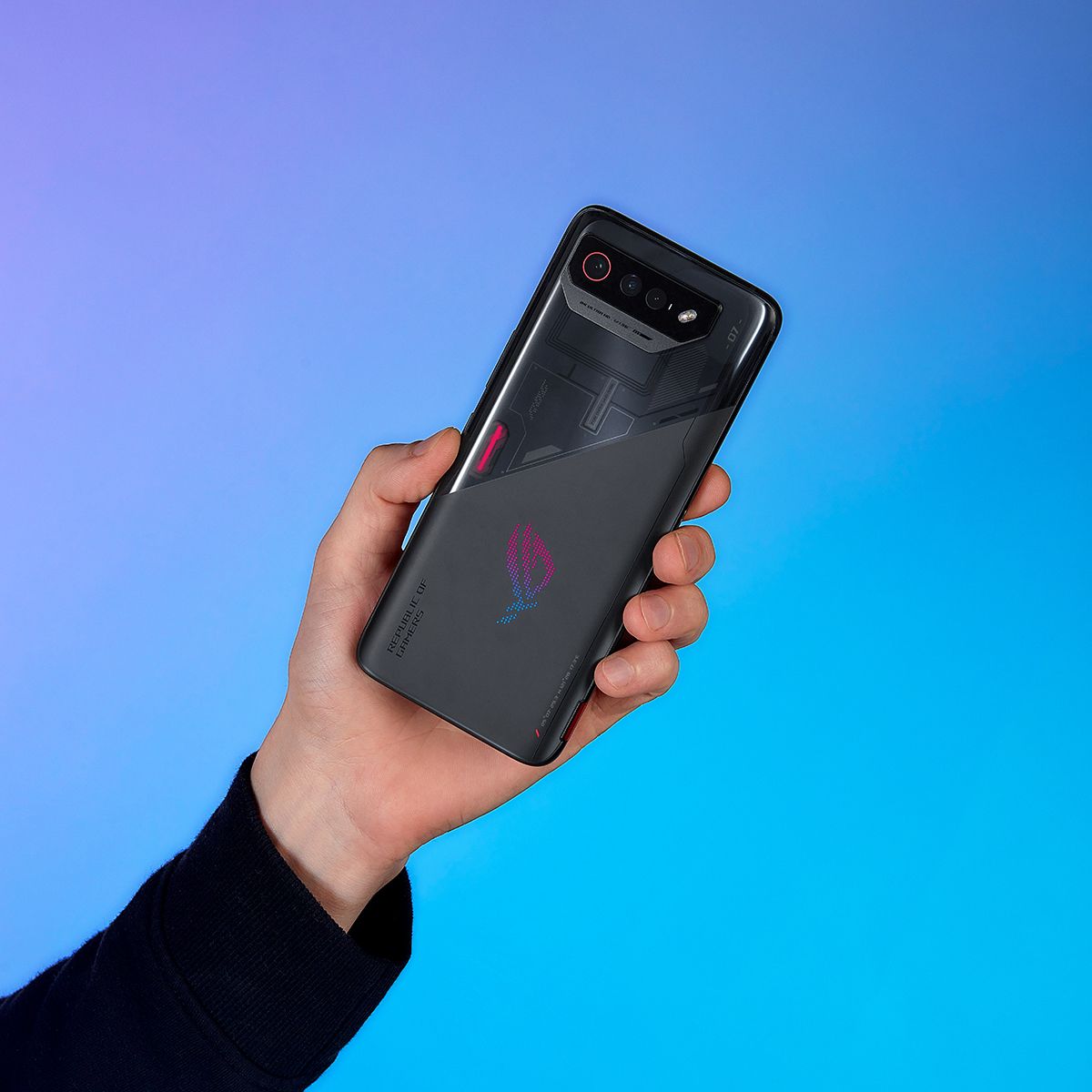 Asus ROG Phone 7 series in hand in black color