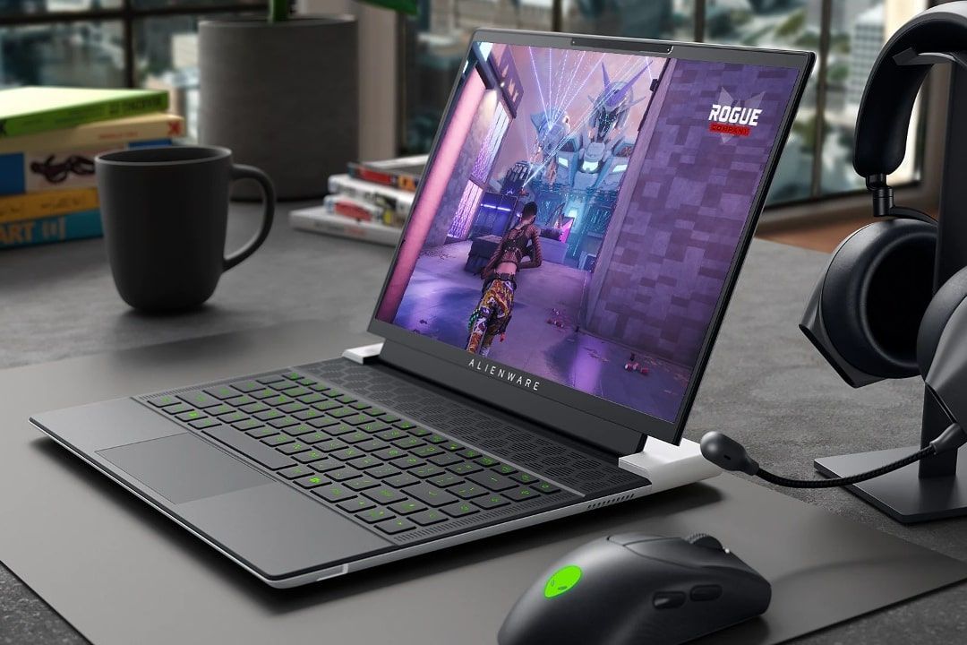 Razer Blade 14 (2023) vs Alienware x14 R2: Which portable gaming laptop ...