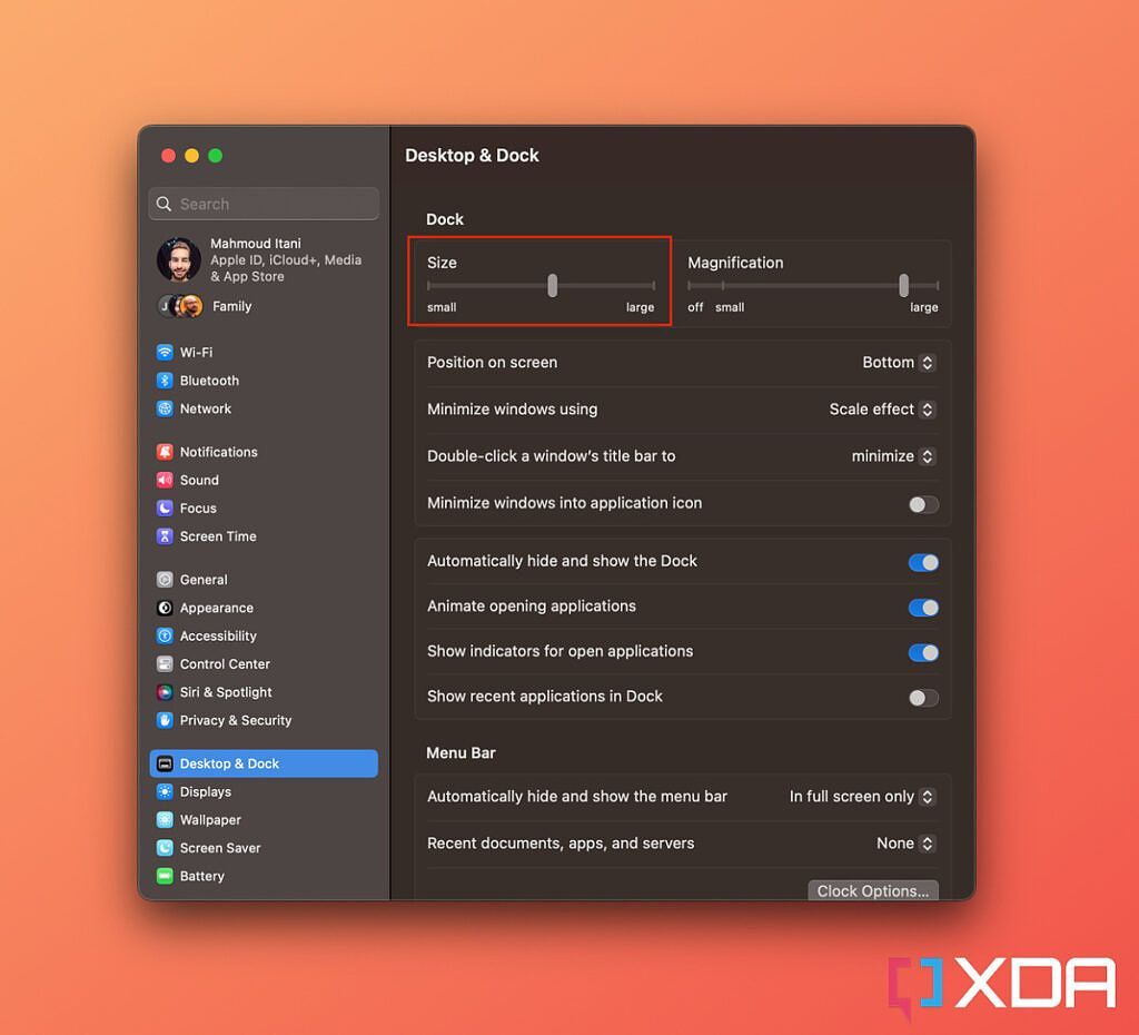 desktop & dock settings on macOS highlighting the dock size slider