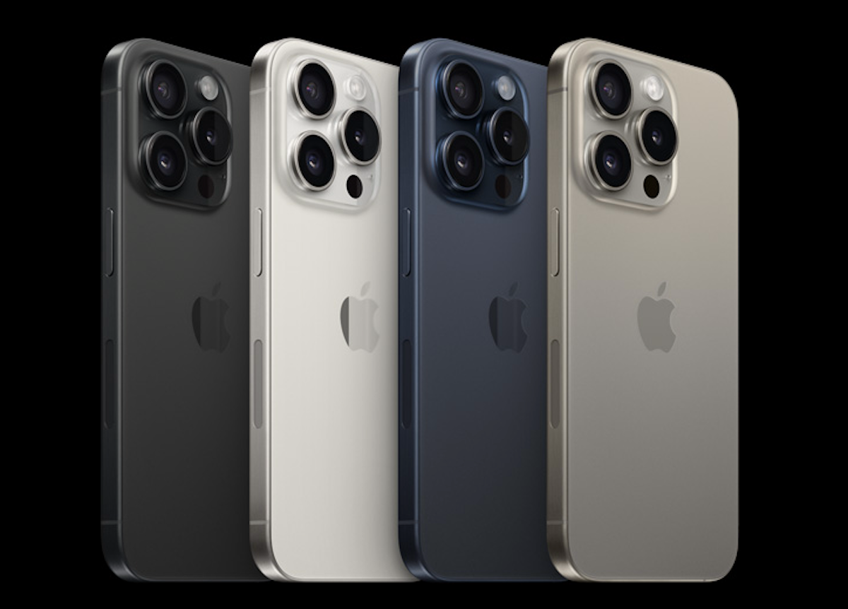 What colors does the Apple iPhone 15 Pro series come in?
