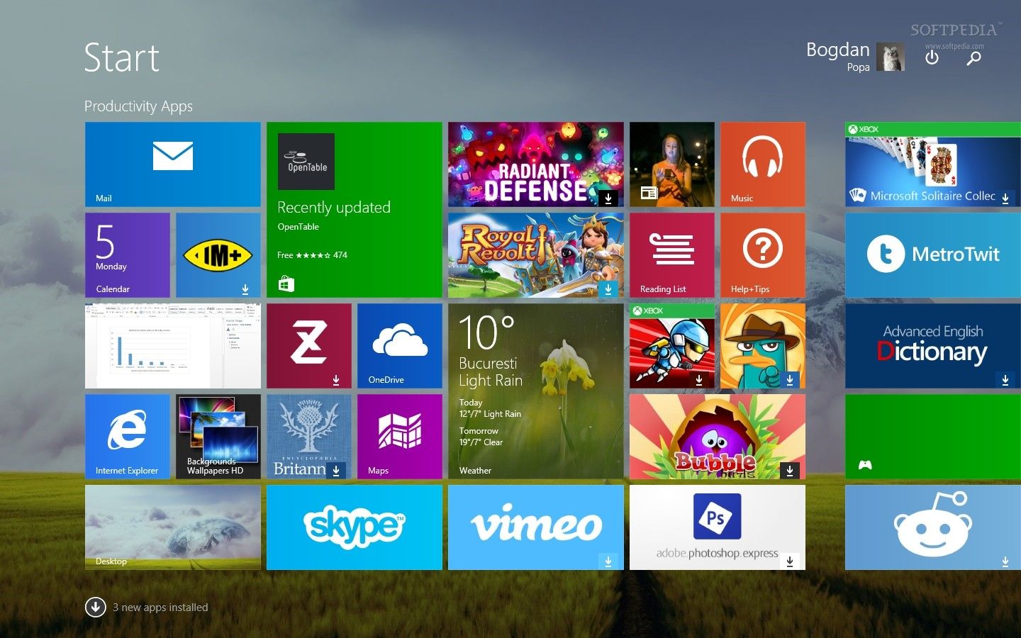 Screenshot of the Start screen in Windows 8.1
