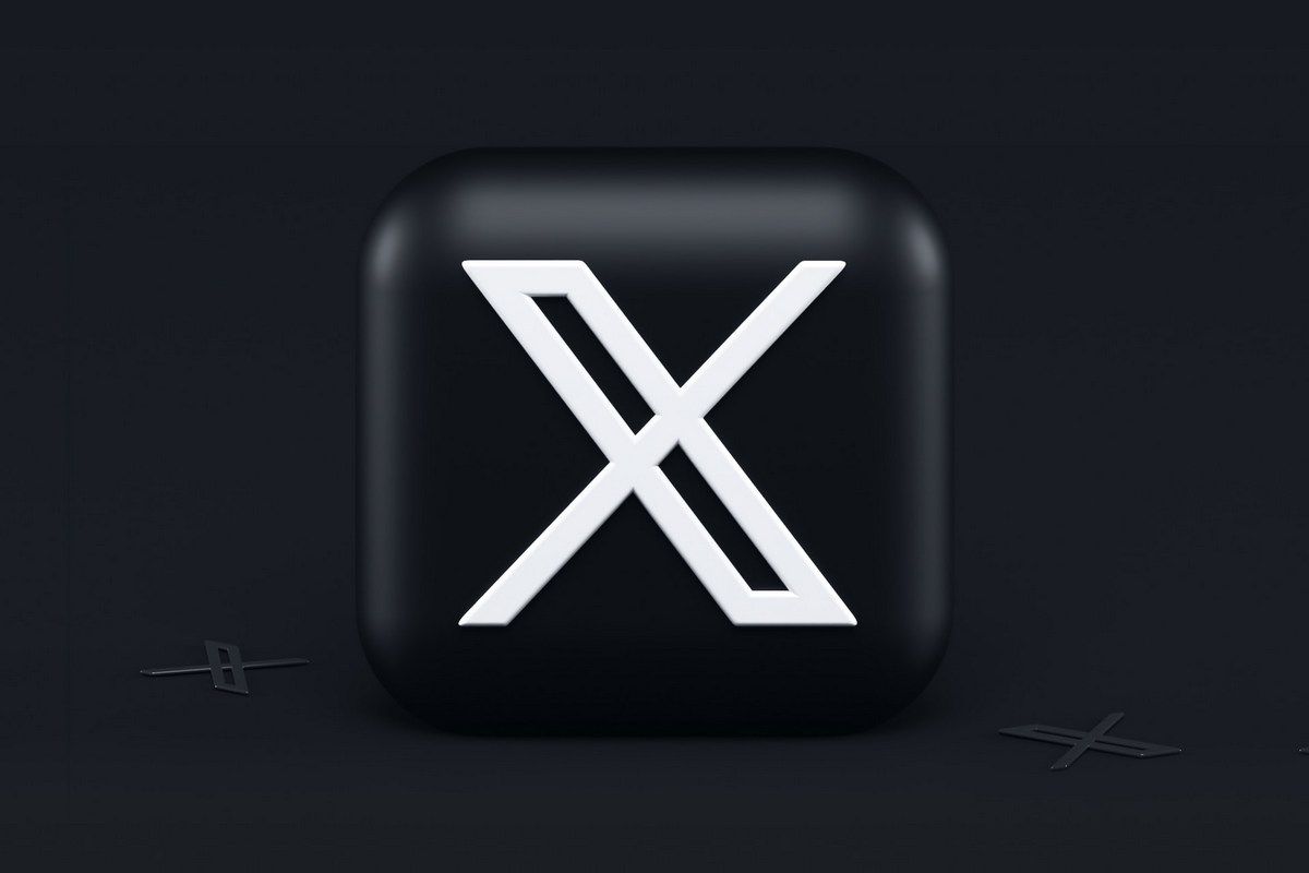 A black logo of social media platform X, formerly knwon as Twitter