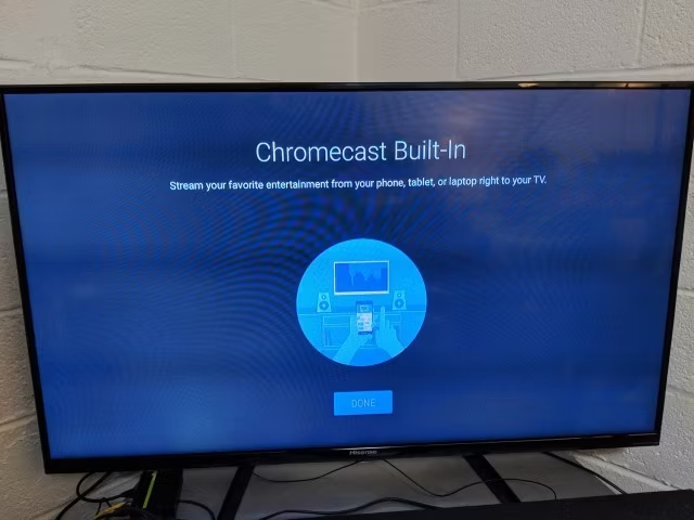 Xiaomi Mi Box with Android Oreo and a "Chromecast Built-In" message on screen
