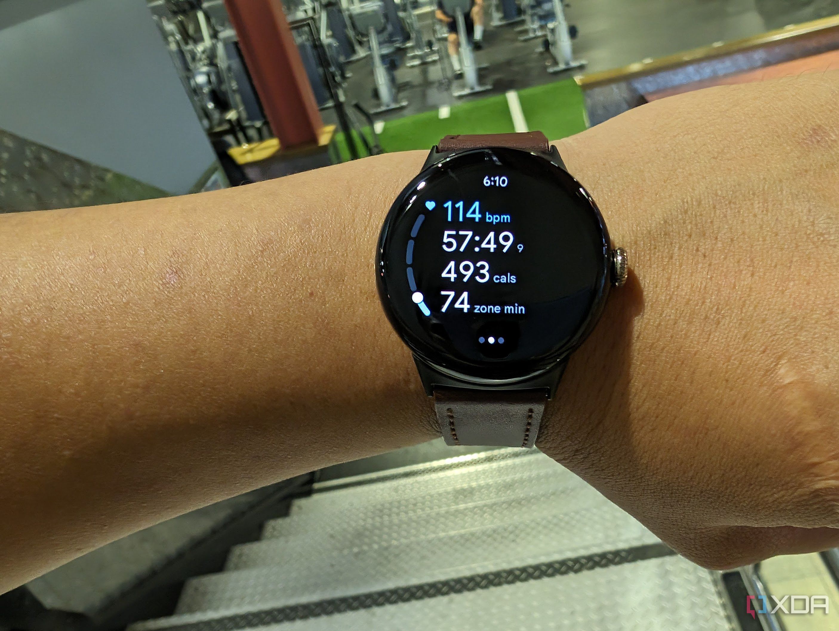 Pixel Watch 2 tracking workouts. 