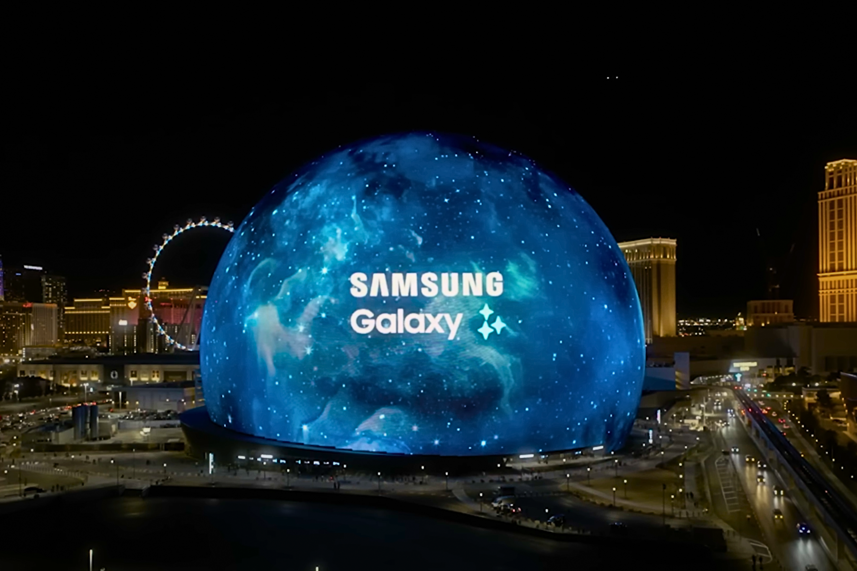 Samsung Galaxy Sphere in Las Vegas during CES 