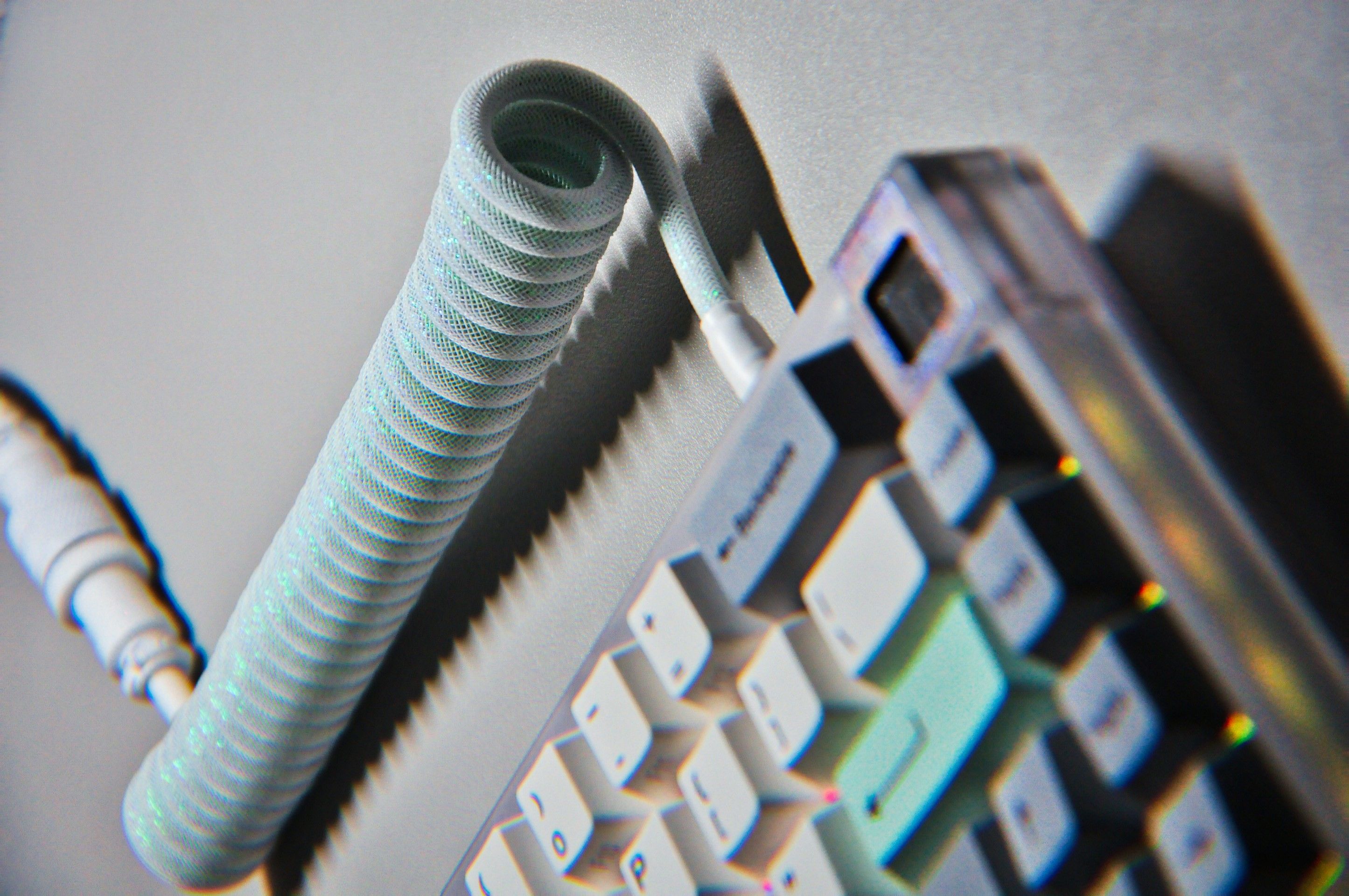 Teclado con cable trenzado azul