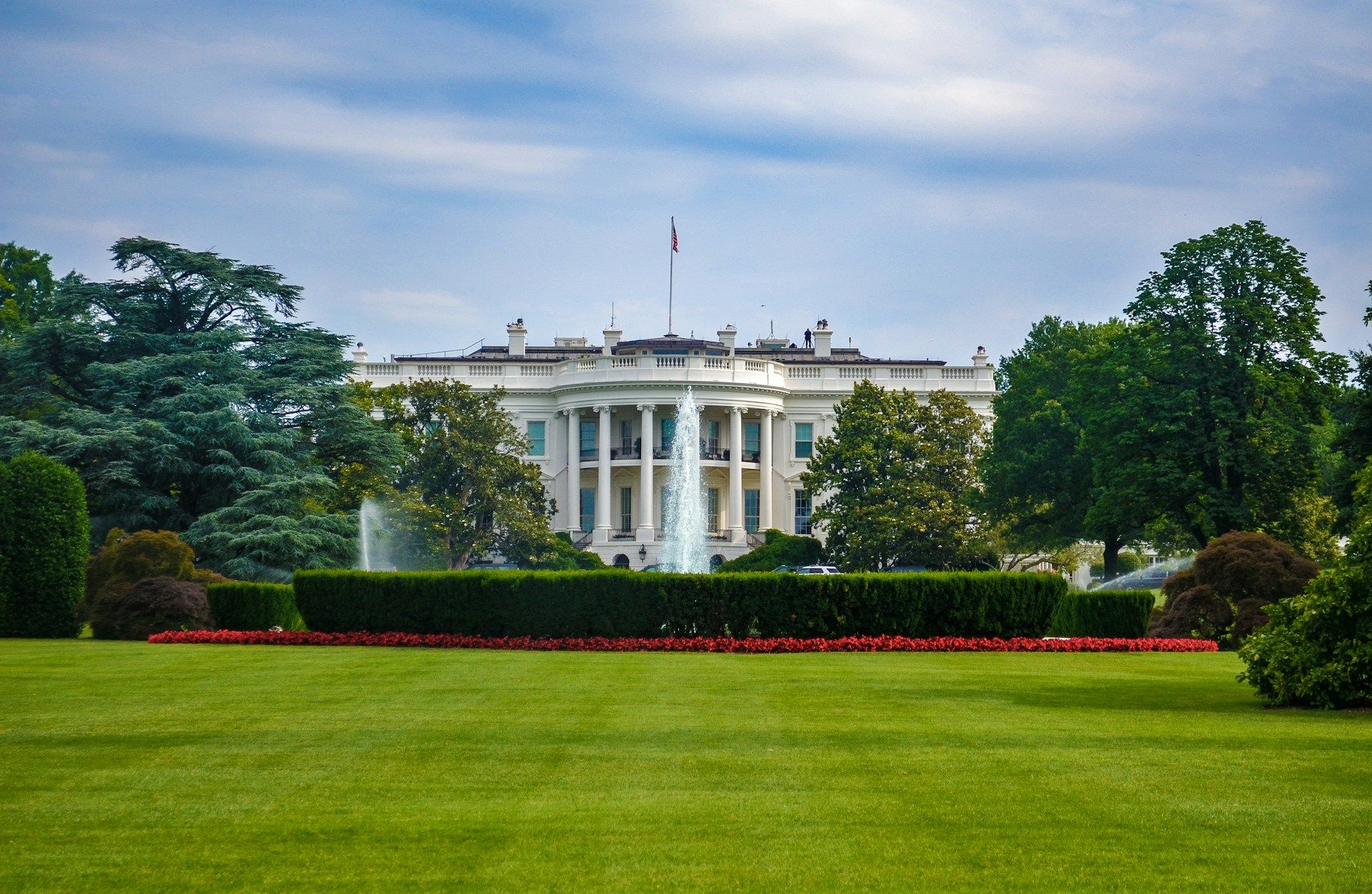 白宫及其前草坪