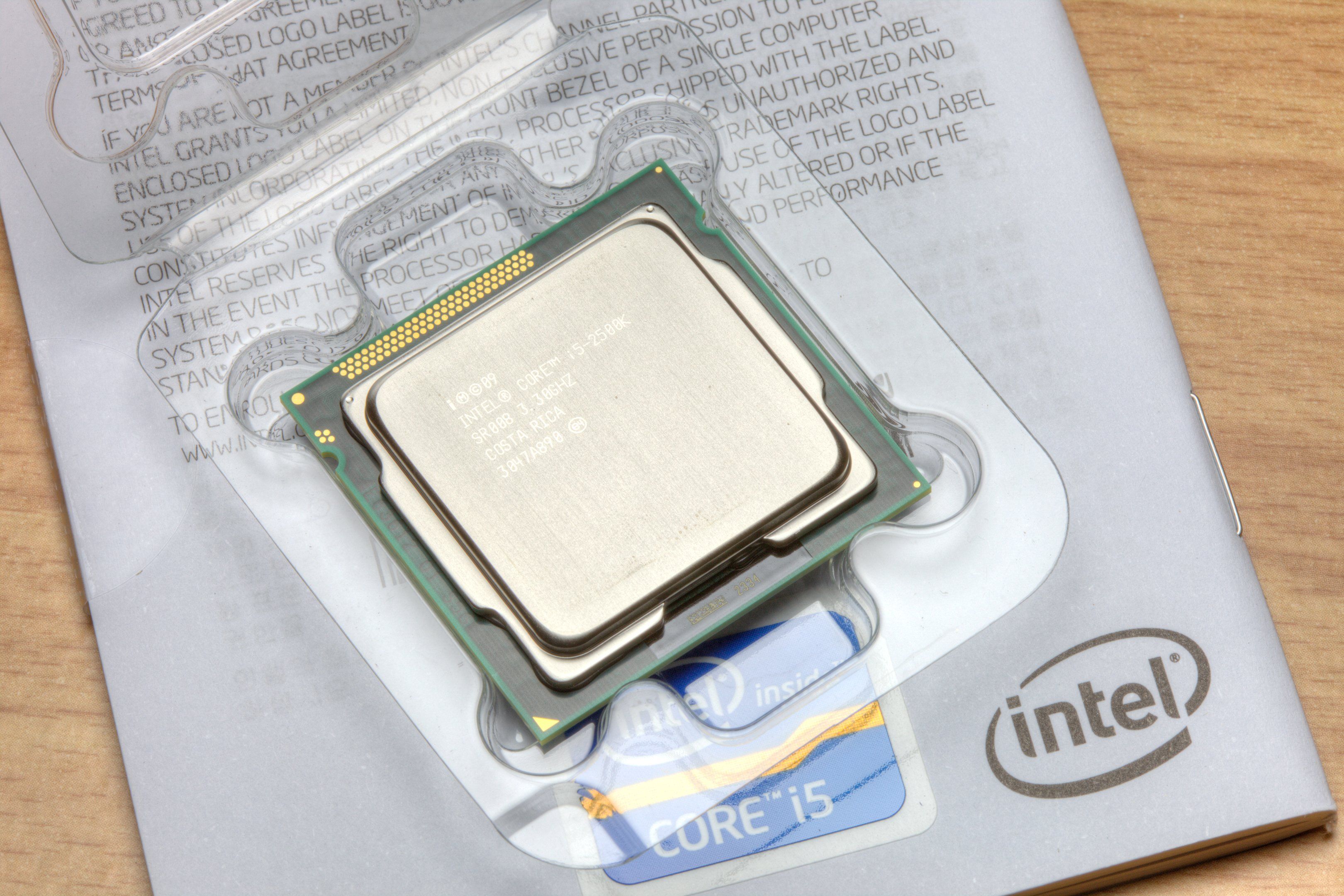 Close up of the Intel Core i5 2500K packaging