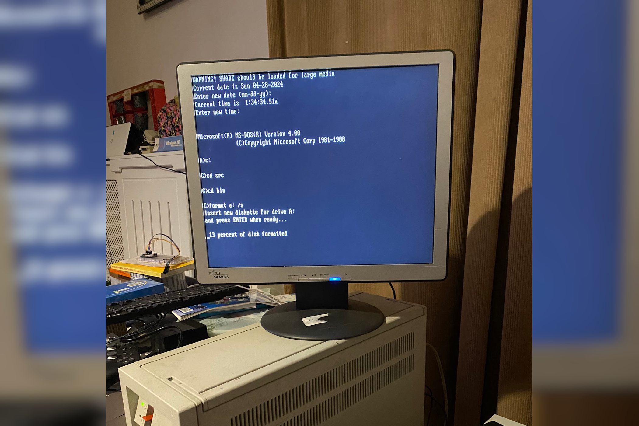 Someone built MS-DOS 4 on their PS/2, because old habits die hard