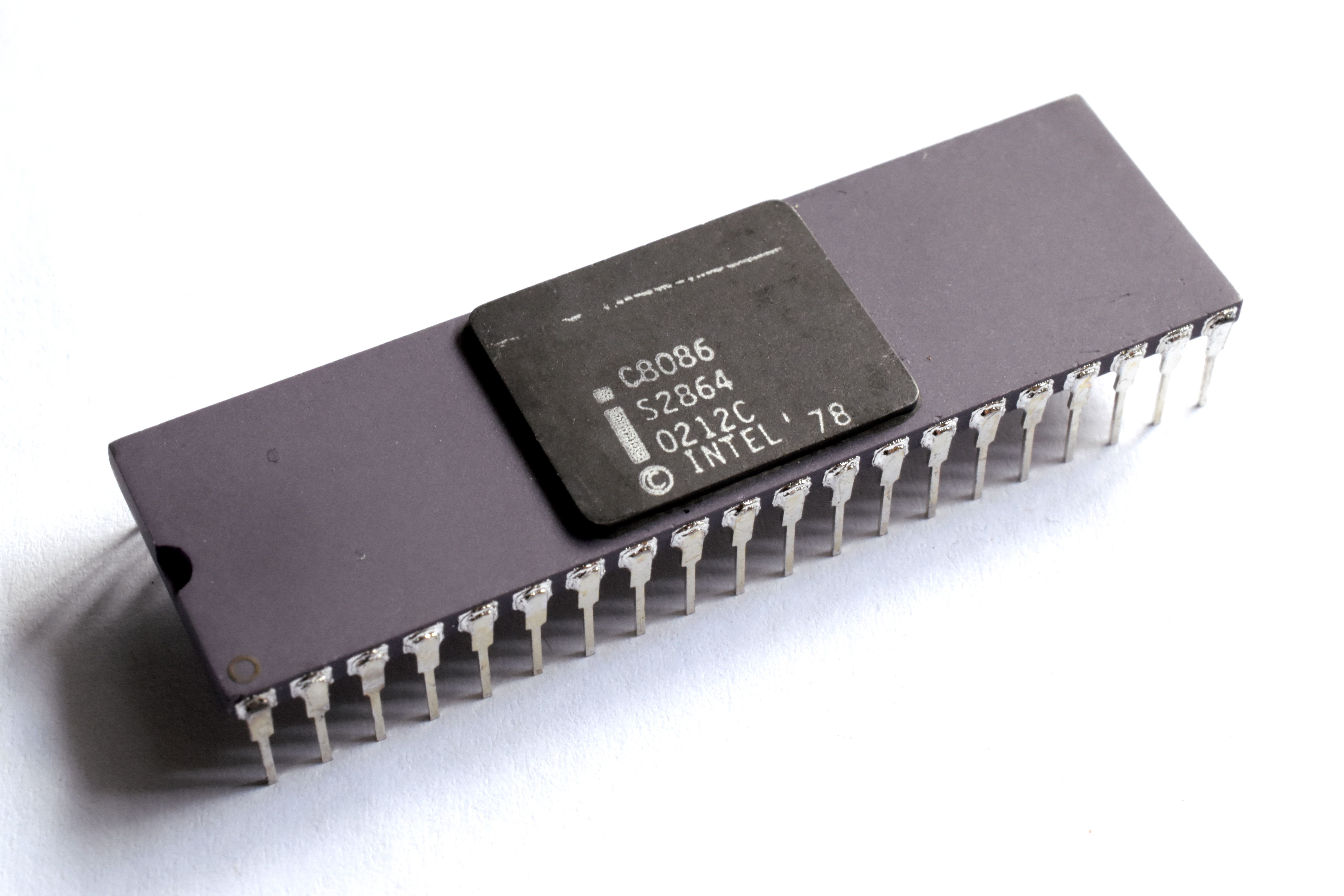 Intel 8086 microprocessor