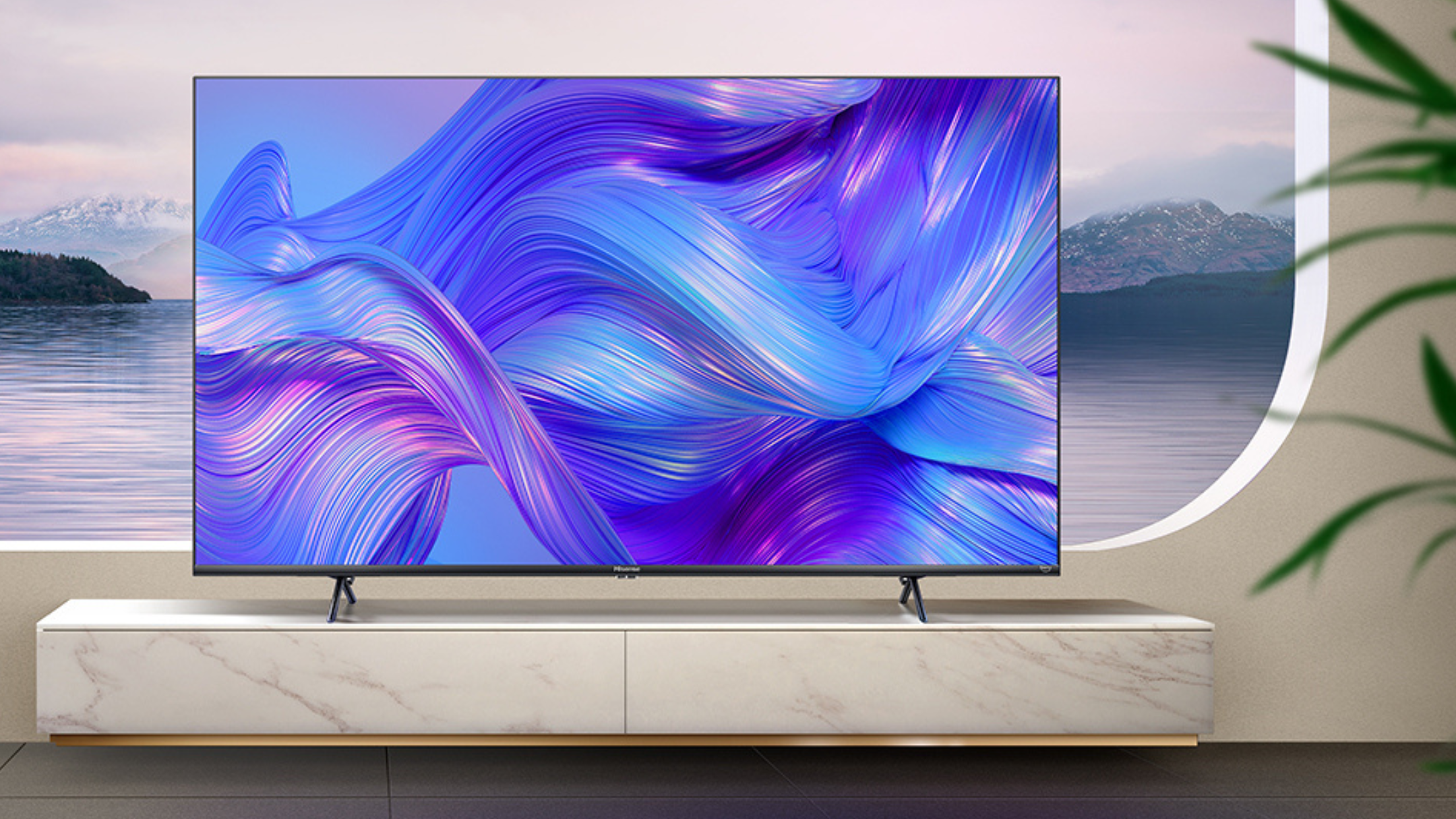 Televisor inteligente Hisense ULED 4K UHD Fire de 58 pulgadas, serie U6HF, en la sala de estar